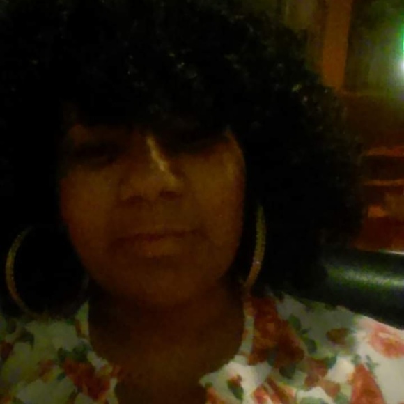 Meet your Posher, Nateika - Picture 1 of 1